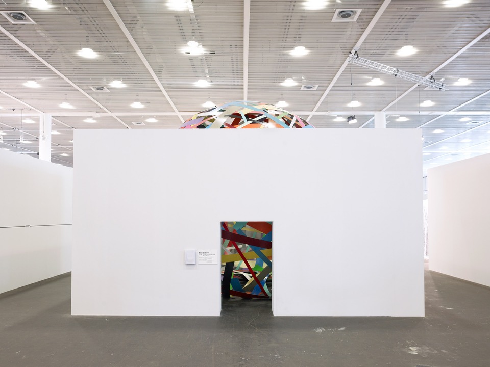 Beat Zoderer, A Globe In A Square Room

Aluminium, paint, 600 x 600 cm

Installation view

Beat Zoderer at Art Basel Unlimited 2009