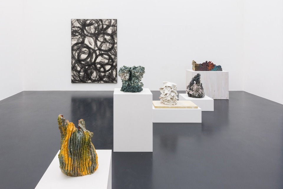 Mike Meiré, North-West

Installation view

von Bartha, S-chanf, 2019