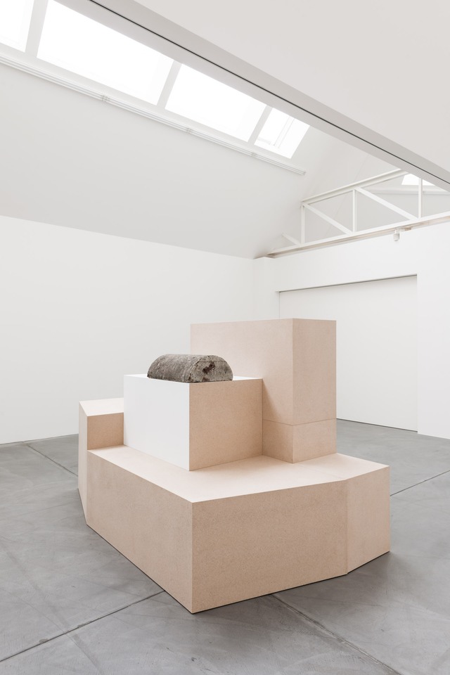 Daniel Robert Hunziker\
Installation view\
von Bartha, Basel, Showroom, 204