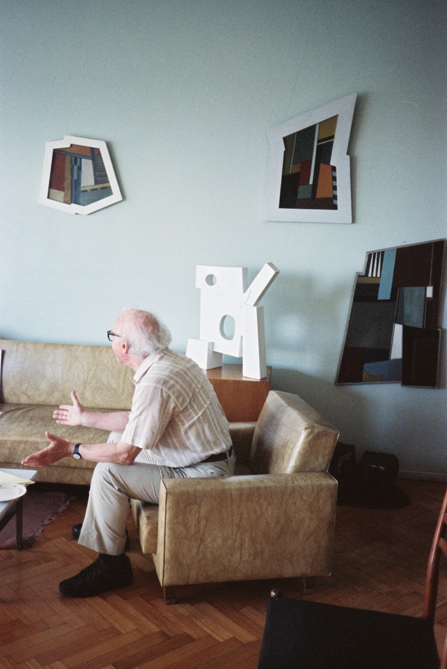 Martin Blaszko at home, 1980, photo by Miklos von Bartha