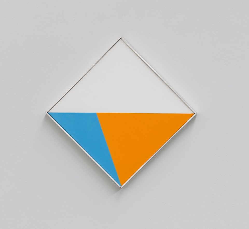 **Max Bill**
*2:4:6*, 1960
Oil on canvas
42 x 42 cm (framed)