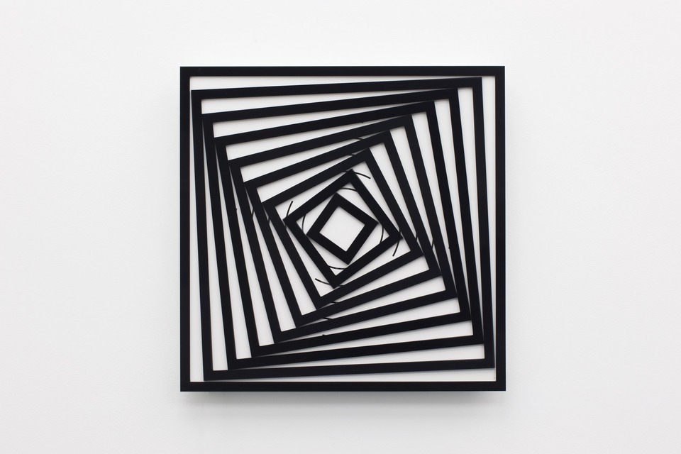 Sebastian Hempel, Weisses Rauschen\
Installation view\
von Bartha, S-chanf, 2011