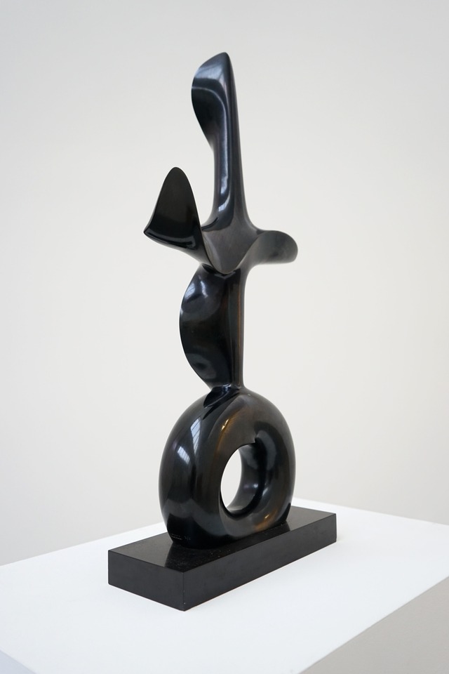 Etienne Béothy
Croix animée, 1948
Bronze, patinated
70 x 37.5 x 12.5 cm
Expl. 2/6