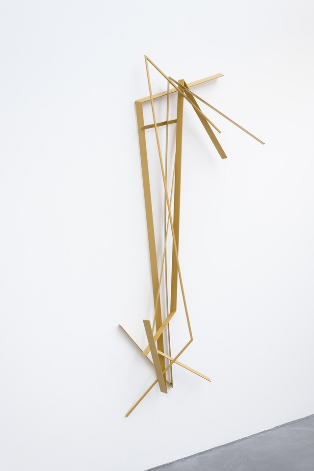*Kubistisches Modell No.5*, 2021
Flat steel, powder-coated
210 x 99 x 32 cm
