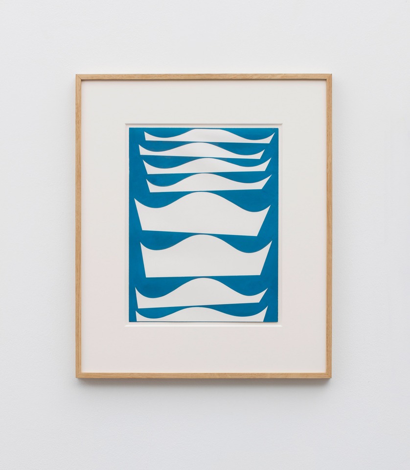 *Échelonnement*, 1934
Gouache on paper
35.2 x 27 cm\
13 7/8 x 10 5/8 in