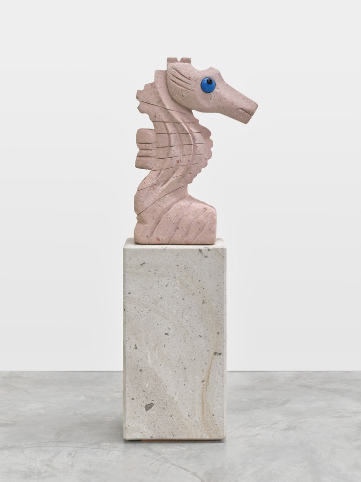 Olaf Breuning
Seahorse, 2024
Pink cantera stone, ceramic, cantera stone
160 x 70 x 30.5 cm
