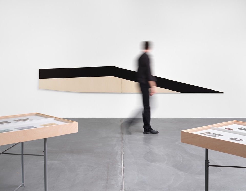 Ted Stamm
“ZCT-001 (Zephyr Concorde),” 1981
Oil on canvas, 66.7 x 457.2 cm